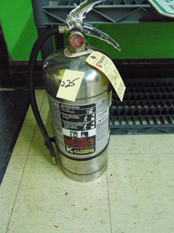 lot 225 image: Large Fire Extinguisher
