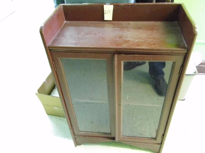 lot 239 image: Cabinet