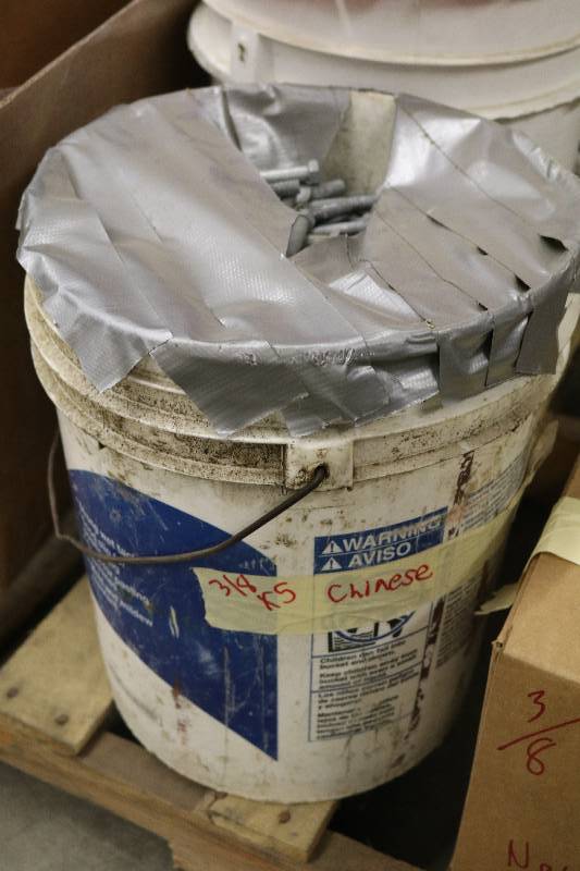lot 69 image: Bulk Bolts