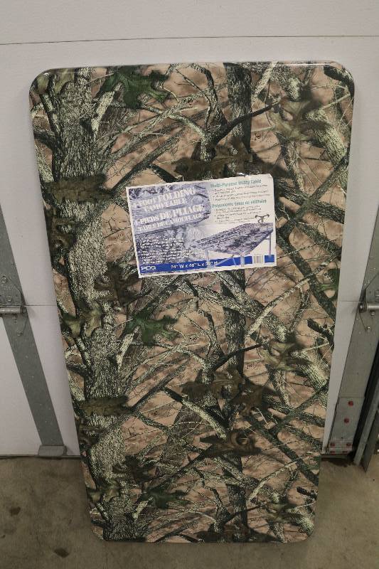 lot 99 image: NEW Camo Table