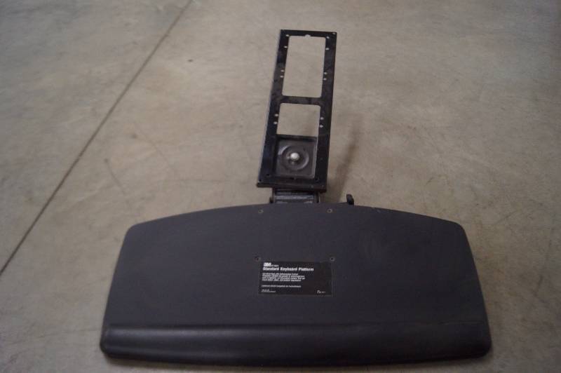 lot 118 image: 3M Keyboard Platform