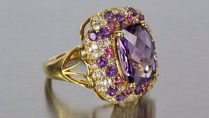 lot 8 image: Amethyst Ring