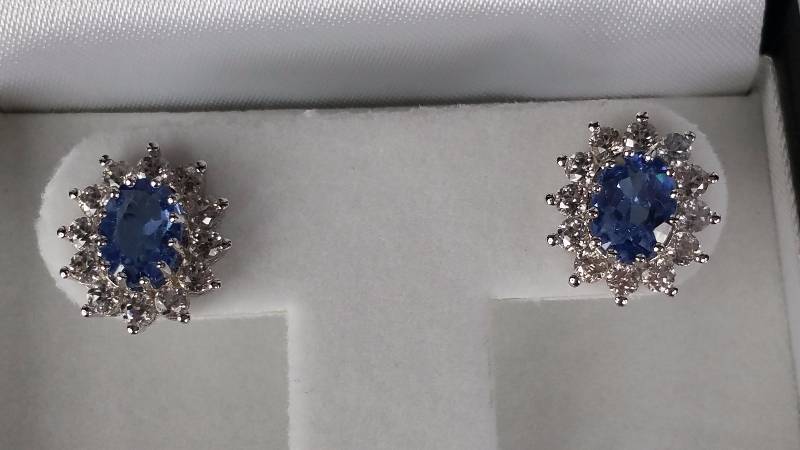 lot 14 image: Tanzanite Earrings