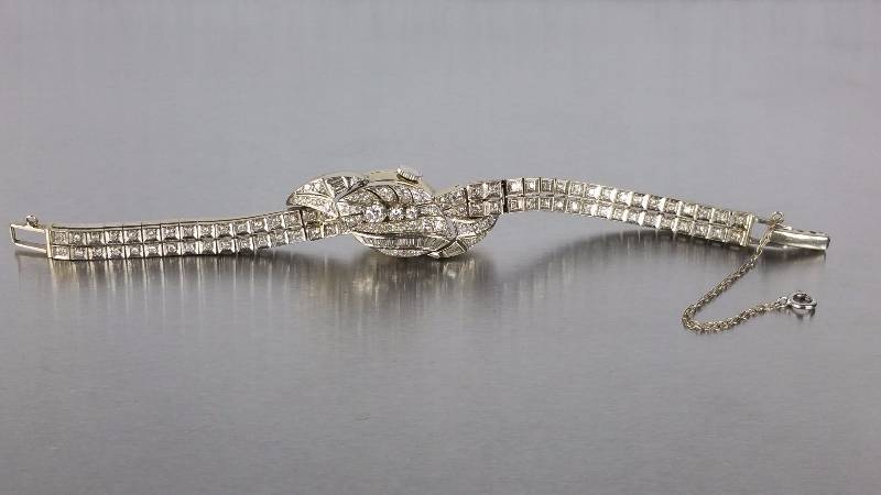 lot 25E image: Antique Hamilton Diamond Cover Watch in 14kt White Gold - $12,000 Value