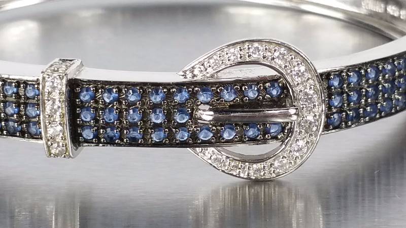 lot 35B image: Sapphire Bracelet