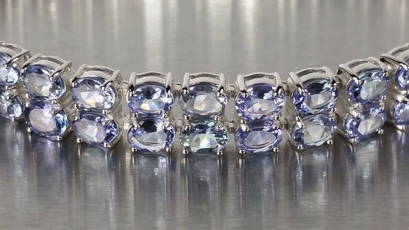 lot 45 image: Tanzanite Bracelet - $4995 Appraisal