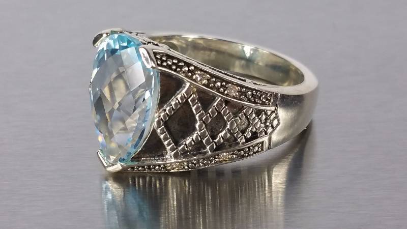lot 45D image: Blue Topaz Ring