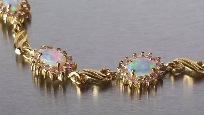 lot 51 image: Opal Tennis Bracelet