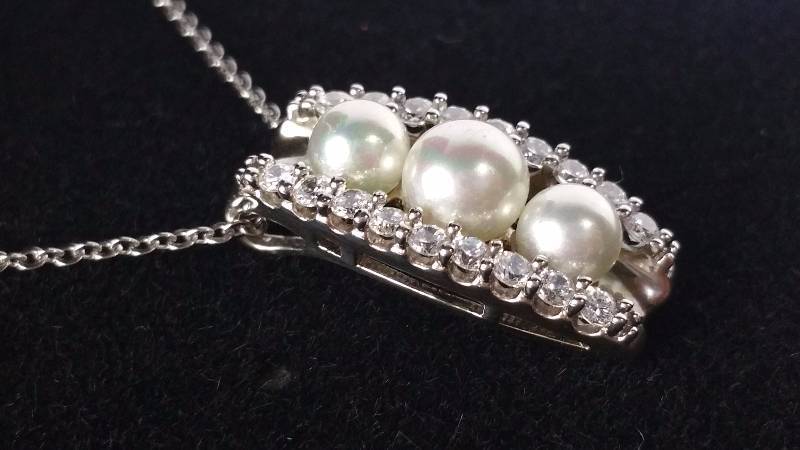 lot 55A image: Pearl Necklace
