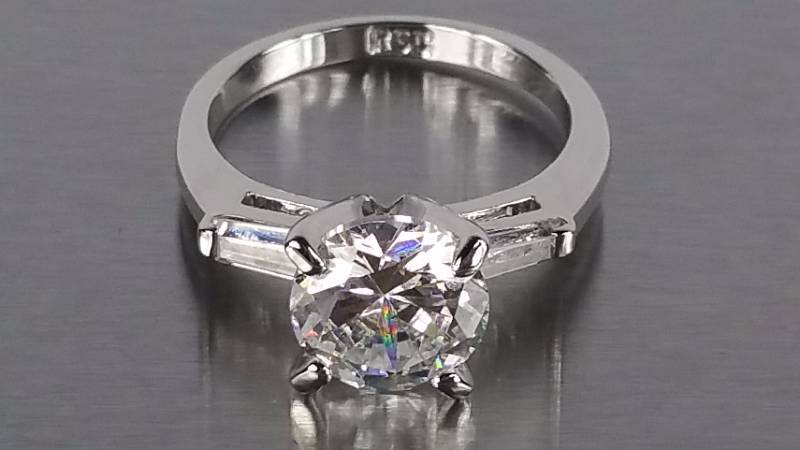 lot 55D image: White Sapphire Ring