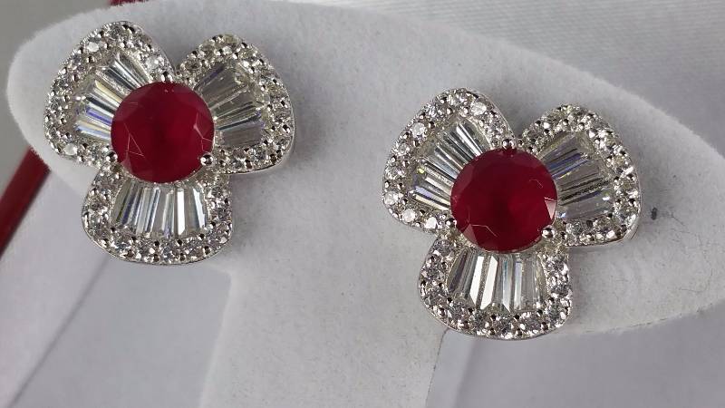 lot 68 image: Ruby Earrings