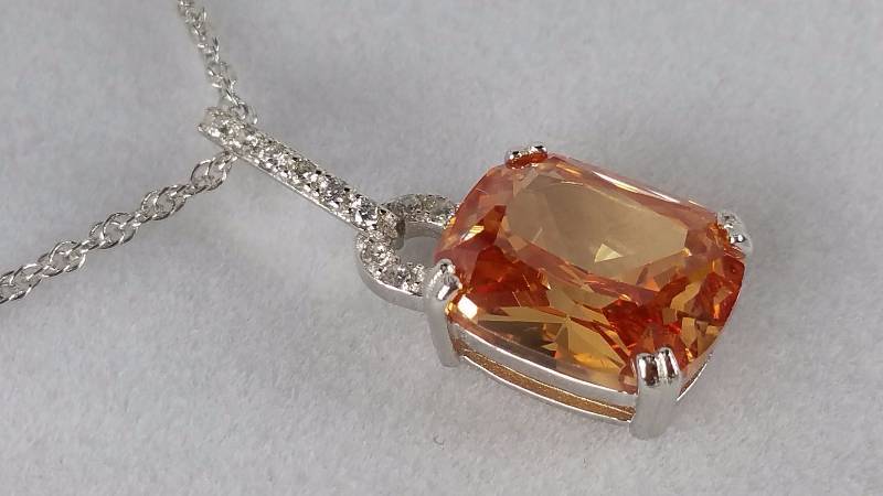 lot 76 image: Morganite Necklace