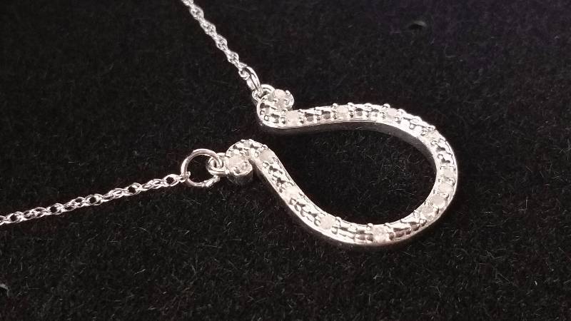 lot 192 image: Diamond Horseshoe Necklace