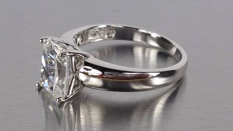 lot 194 image: Sterling Silver 2.25 Ct. Flawless Ring