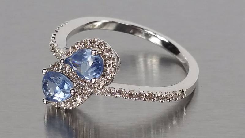 lot 196 image: Tanzanite Ring