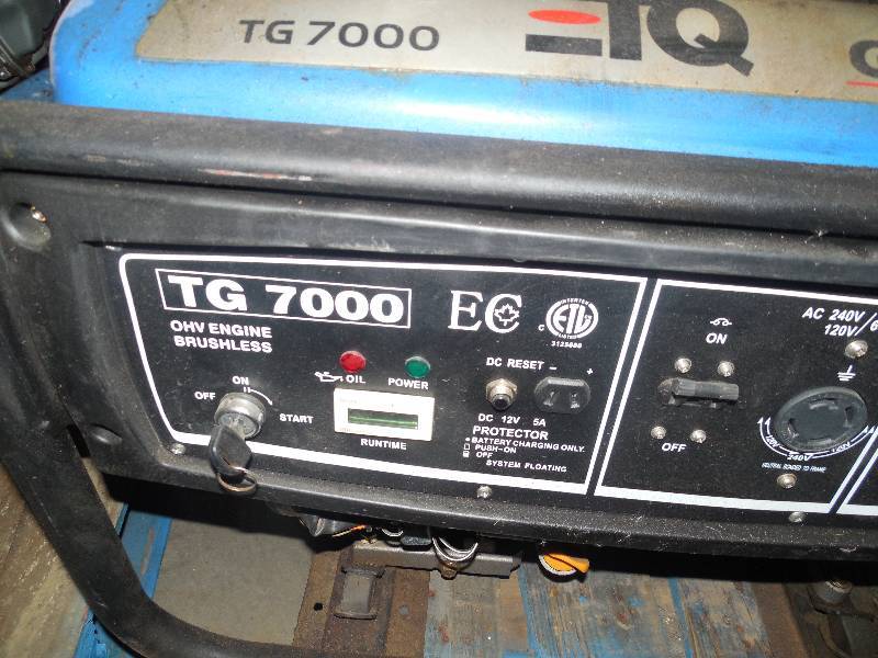 lot 17 image: TG 7000 ETQ PORTABLE GENERATOR 13 HP