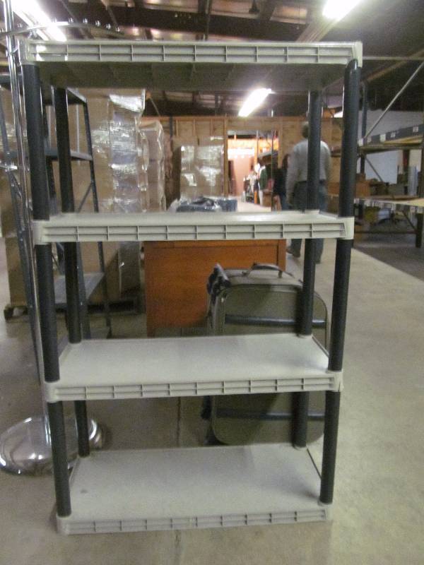 lot 45 image: shelf