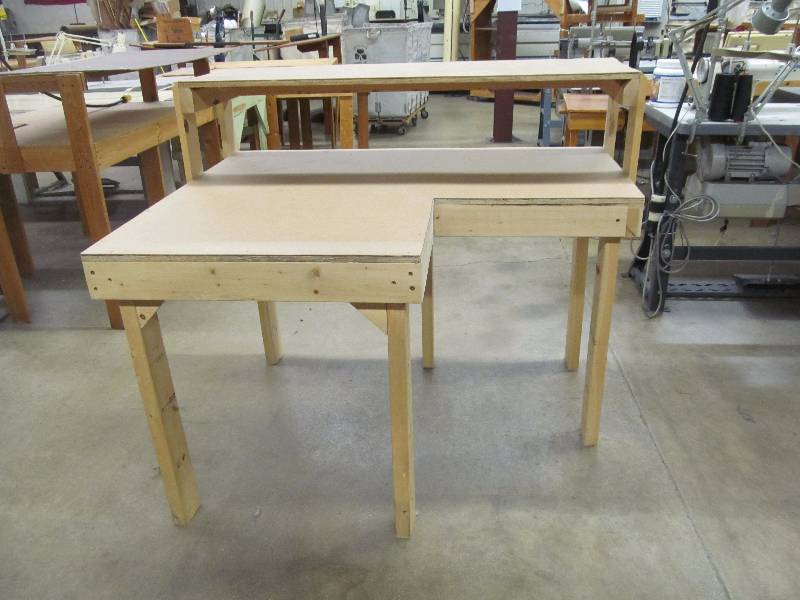 lot 54 image: work station