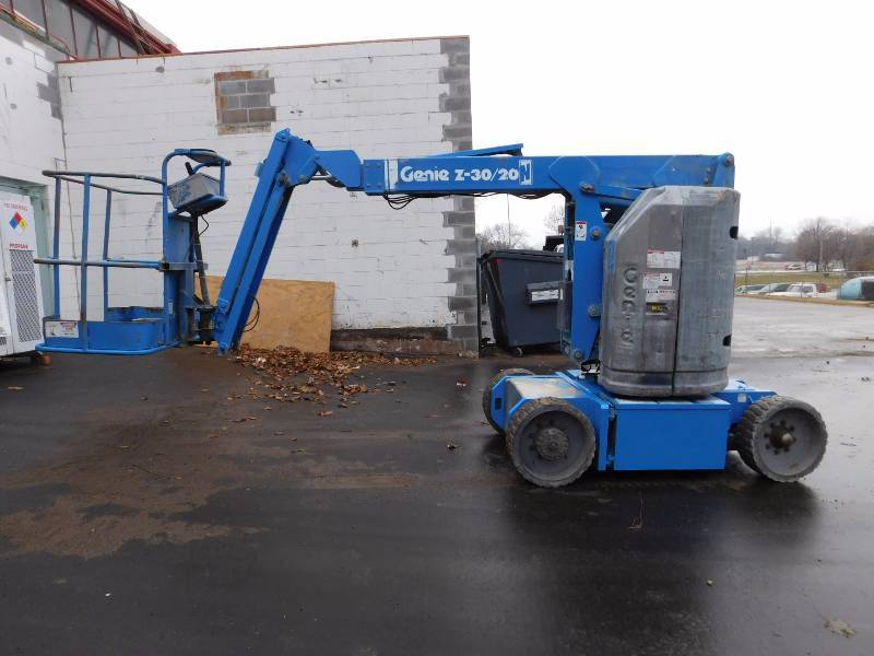 1996 Genie Z-3020 Man Lift