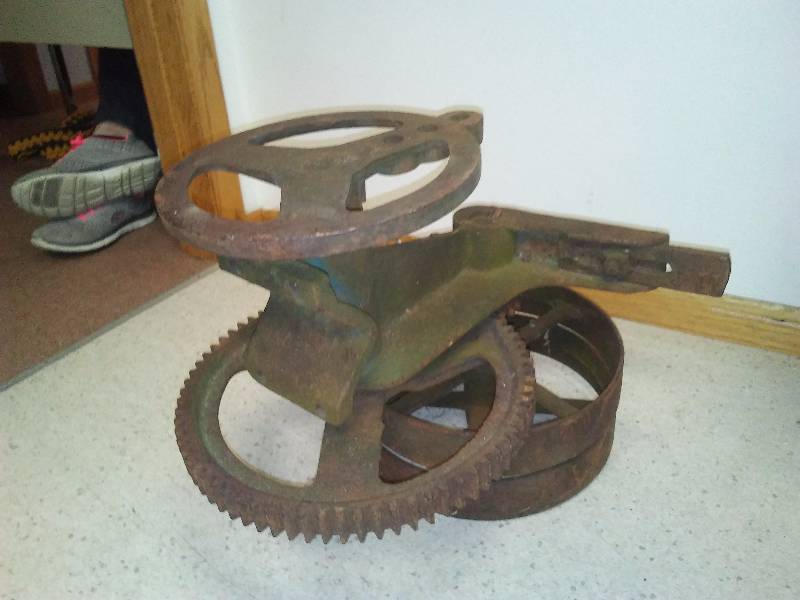 lot 20 image: Well jack mechanism from windmill.