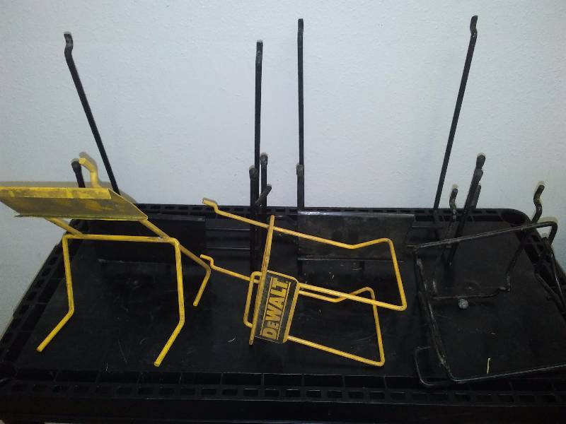 lot 64 image: Commercial Grade Peg Board Holders (15)