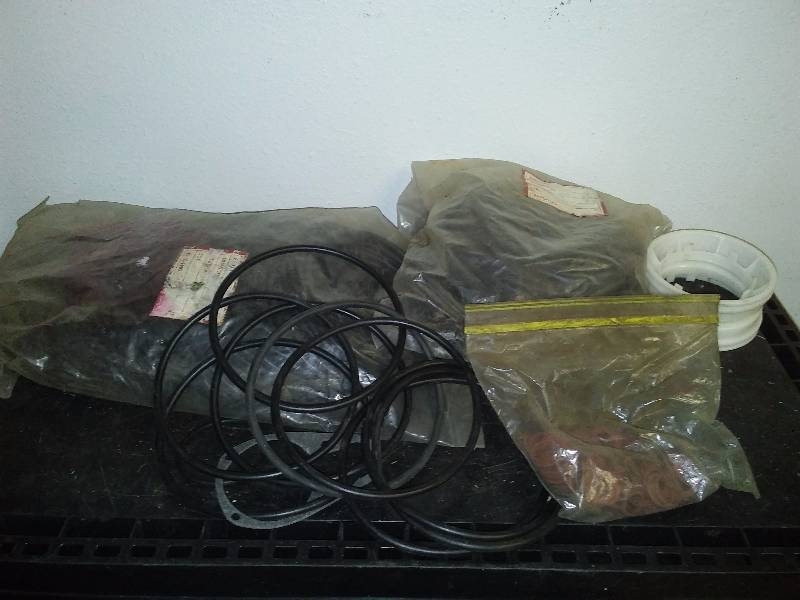 lot 140 image: Rubber Belt and Washer