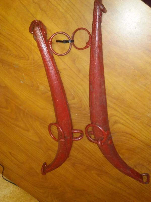 lot 169 image: Wood and Metal Horse Hames (1pr.)