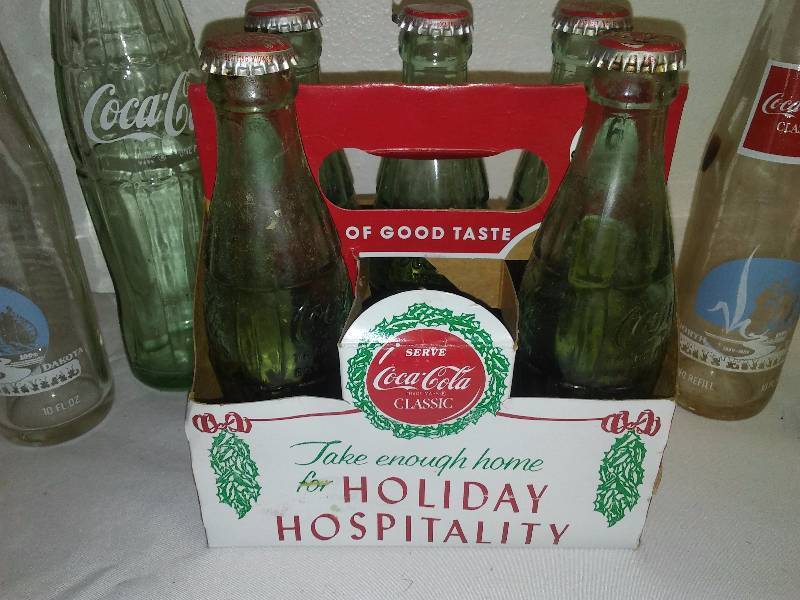 lot 3 image: Vintage Coca Cola Bottle Collection