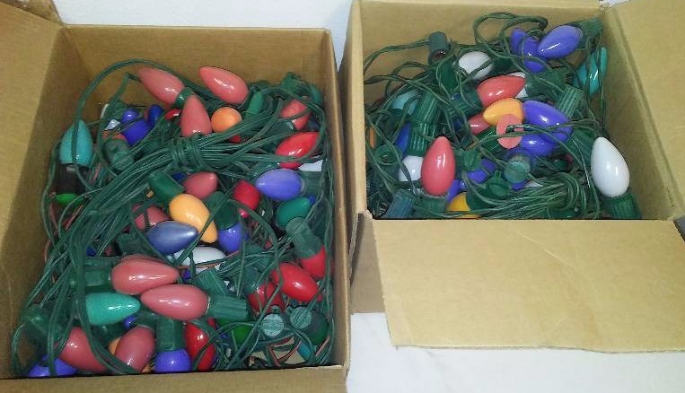 lot 8 image: Vintage C9 Outdoor Christmas Lights