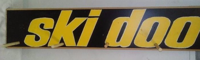lot 20 image: Ski Do Wall Coat Rack, 4 ft. L x 9.25 H, 5 dowels (dowels are removeable shipping)