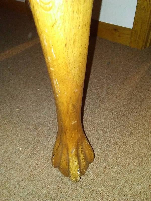lot 59 image: Wood End Tables (2)