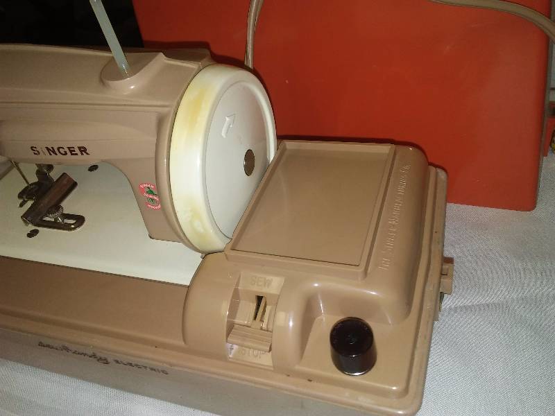 Vintage Singer, Sewhandy Child s sewing machine (Circa 1960) | 20