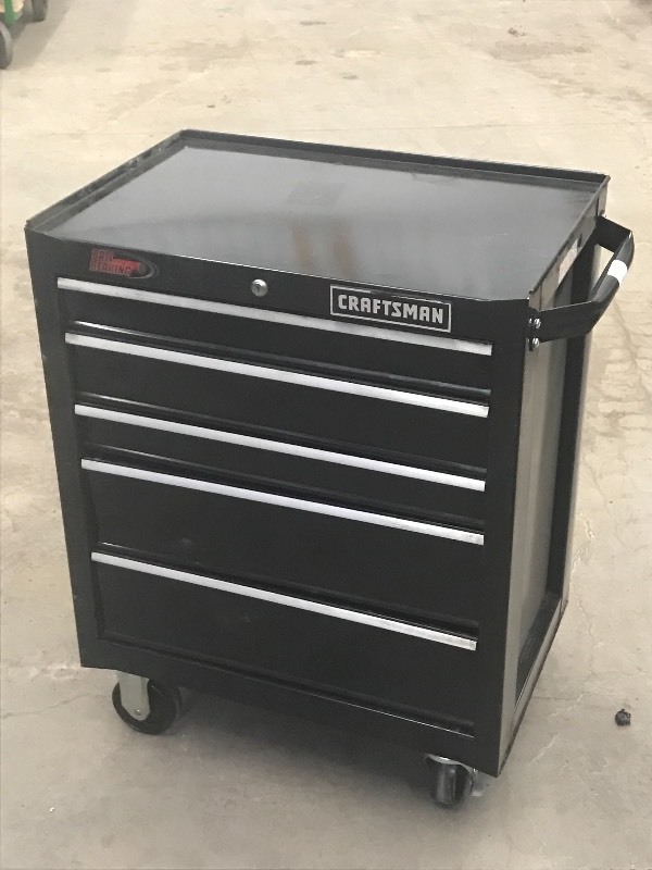 lot 1 image: Craftsman 5-Drawer Rolling Tool Che...