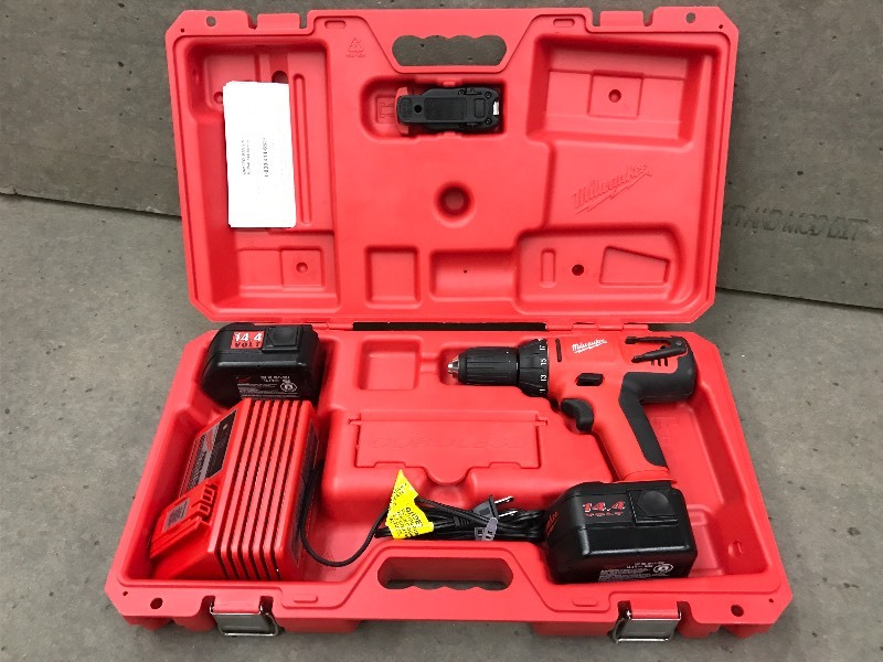 lot 5 image: Milwaukee 14.4Volt Cordless 12 Dr...