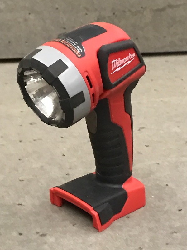 lot 23 image: Milwaukee M18 Cordless Flashlight--...
