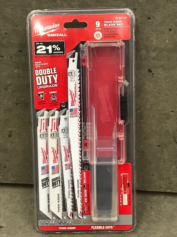 lot 35 image: New Milwaukee 9-Piece Thin-Kerf Bla...