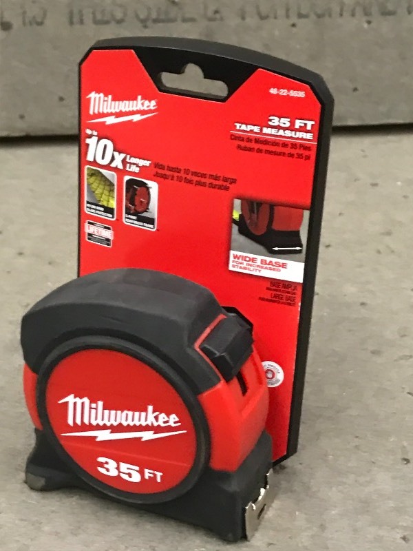 lot 39 image: New Milwaukee 35ft Wide-Base Tape M...