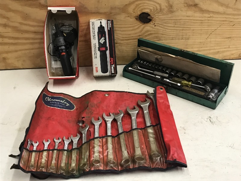 lot 113 image: Lot Of (2) Tools Sets & (2) Cordle...