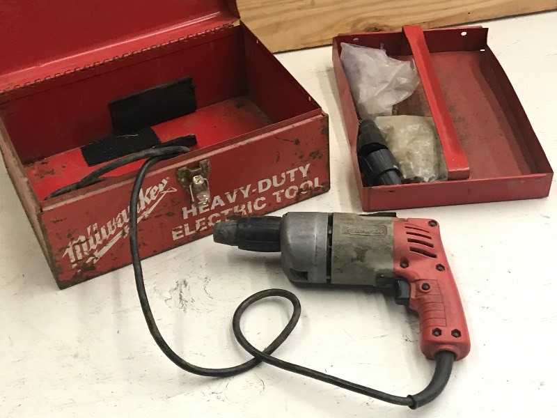 lot 131 image: Milwaukee Heavy Duty 110Volt Screws...