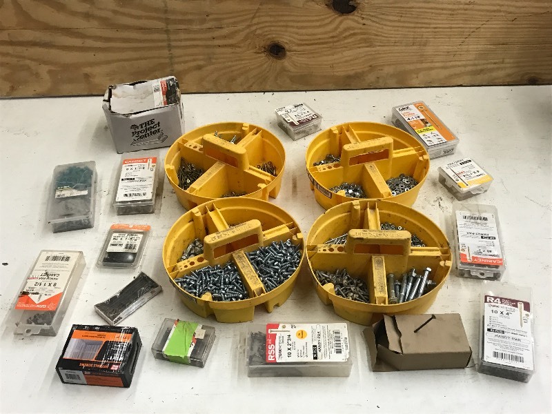 lot 135 image: (2) Buckets Of Asorted Screws & Fas...