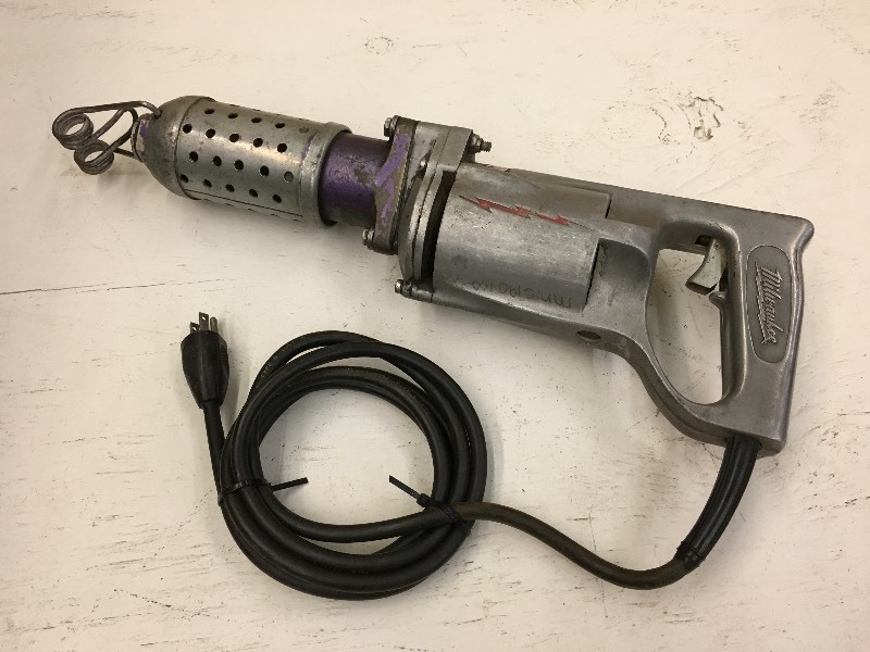 lot 29 image: Milwaukee Heavy Duty 110Volt Hammer...