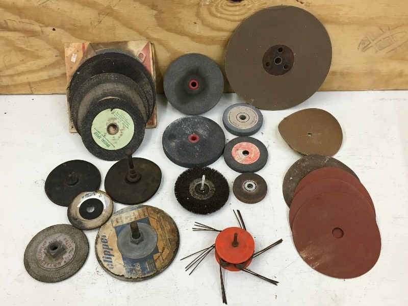lot 54 image: Box Of Assorted Grinder, Sander, W...
