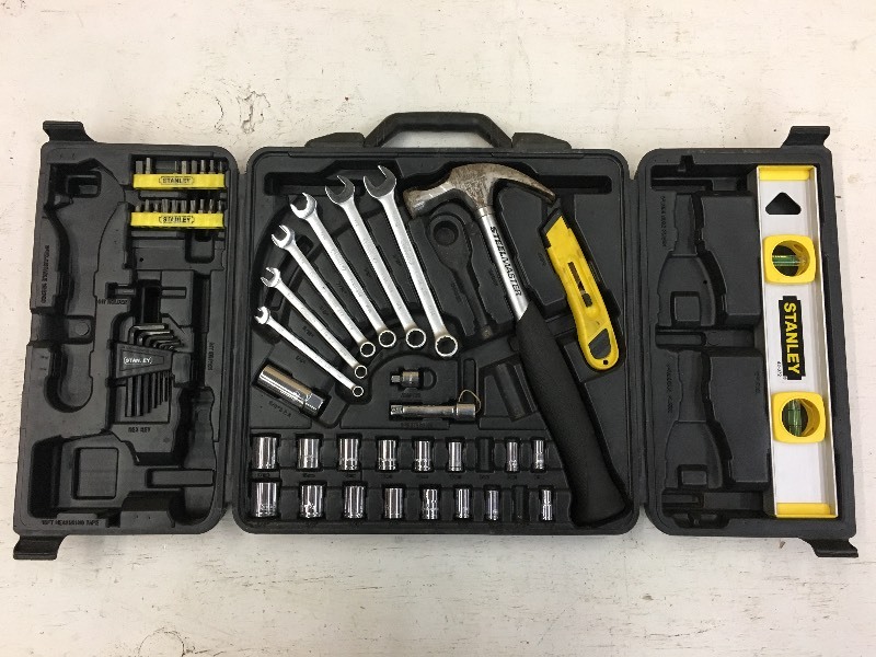 lot 69 image: Stanley Portable Hand Tool Set ...