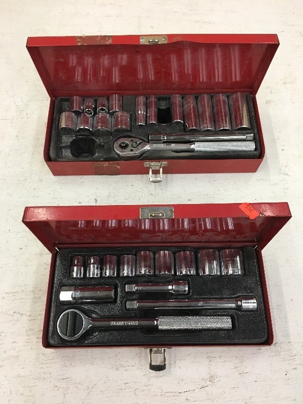 lot 84 image: (2) Cougar 38 SAE Socket Wrench T...