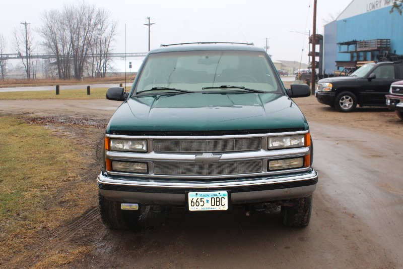 1997 Chevrolet Suburban 2500 LT 4x4