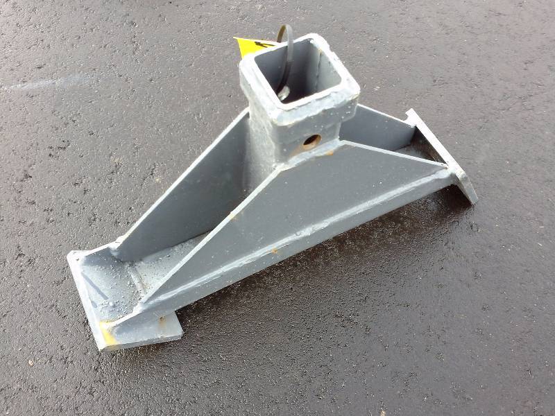 Receiver Hitch for Skid Steer Quick Attach