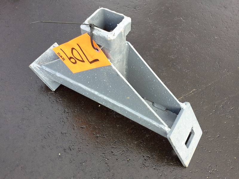 Receiver Hitch for Skid Steer Quick Attach