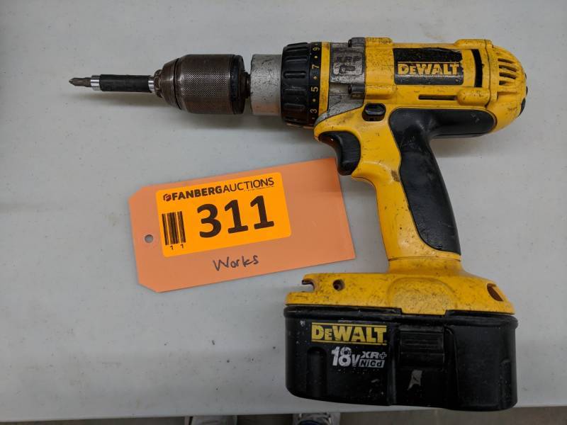 lot 311 image: DeWalt 18V XRNiCd Cordless Drill