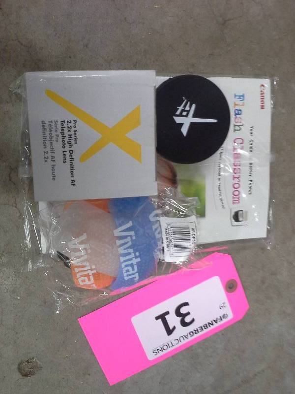 lot 31 image: Photo Accessories Lot