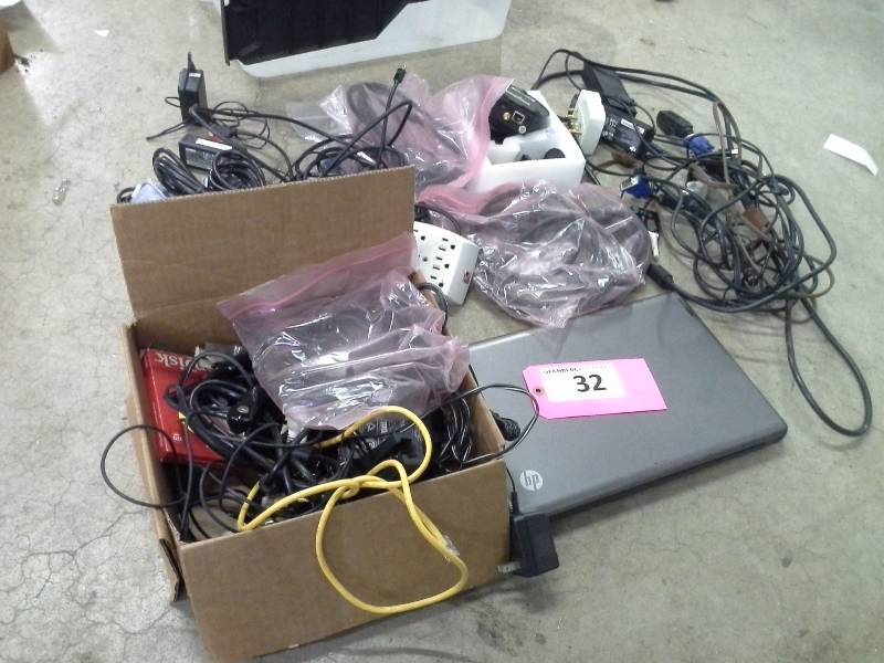 lot 32 image: Assorted Electronics Lot